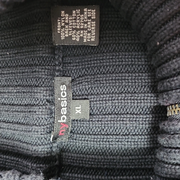 NY Basics XL zip up jacket. - Picture 5 of 8